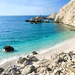 Апартаменты Theano - Family House In Lixouri, Kefalonia *