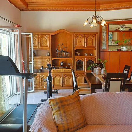 Theano - Family House In Lixouri, Kefalonia Apartment