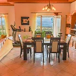 Theano - Family House In Lixouri, Kefalonia