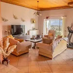 Theano - Family House In Lixouri, Kefalonia דירה *