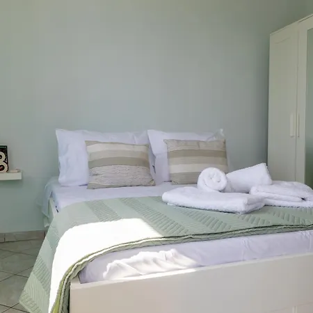 Theano - Family House In Lixouri, Kefalonia *
