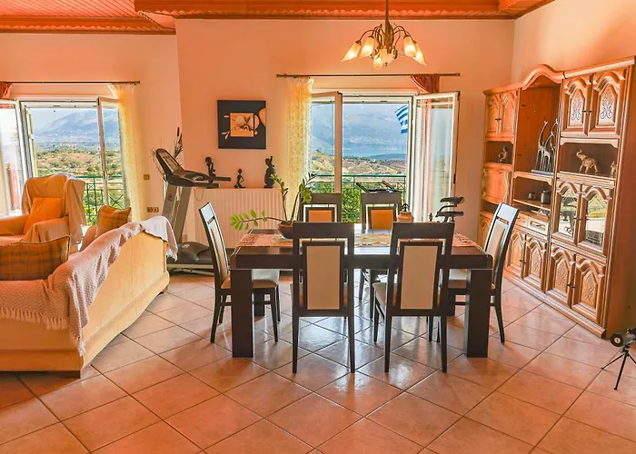 Theano - Family House In Lixouri, Kefalonia